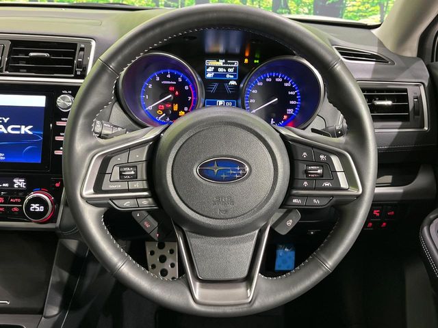 Subaru Legacy Outback 12