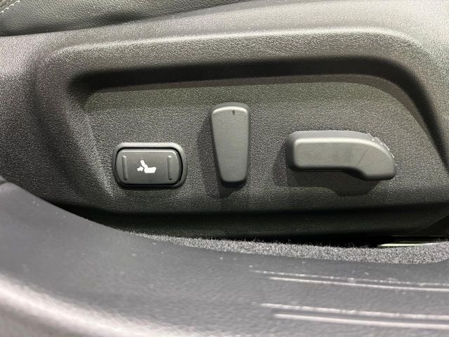 Subaru Legacy Outback 6
