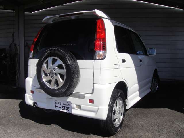 Daihatsu Terios Kid 3