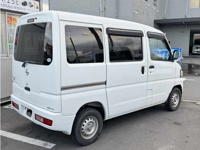 Nissan NV100 Clipper 6