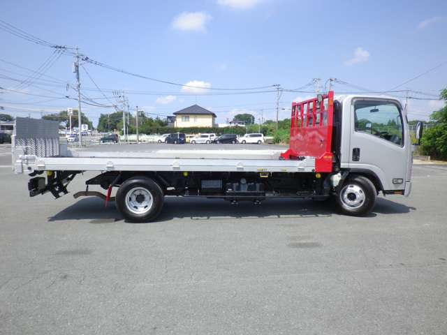 Isuzu Elf 11