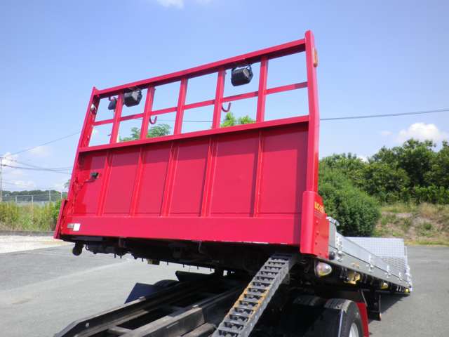 Isuzu Elf 9