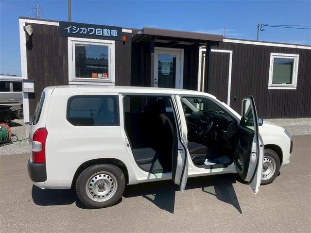 Toyota Succeed Van 12