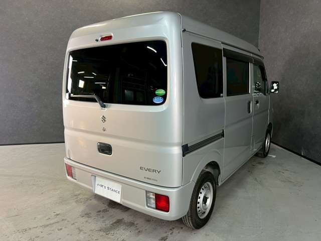Suzuki Every 9