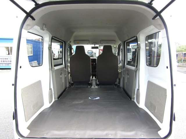 Suzuki Every 9