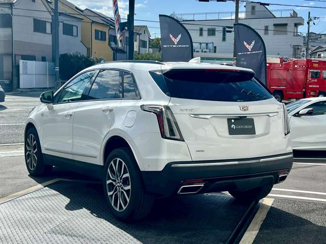 Cadillac XT5 8