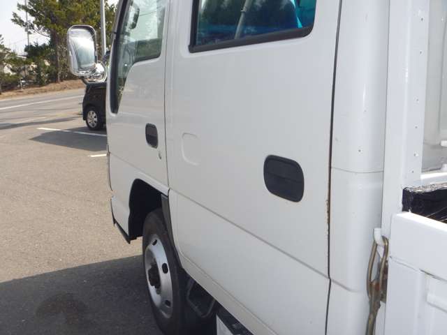 Isuzu Elf 11