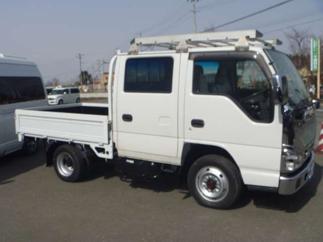 Isuzu Elf 4