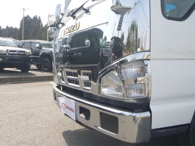 Isuzu Elf 5