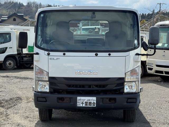 Isuzu Elf 2