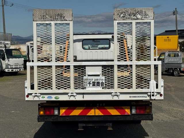 Isuzu Elf 5