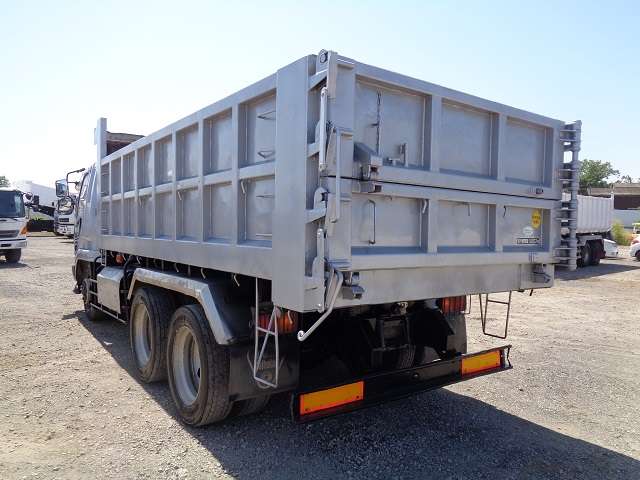 Mitsubishi Fuso Fighter 3