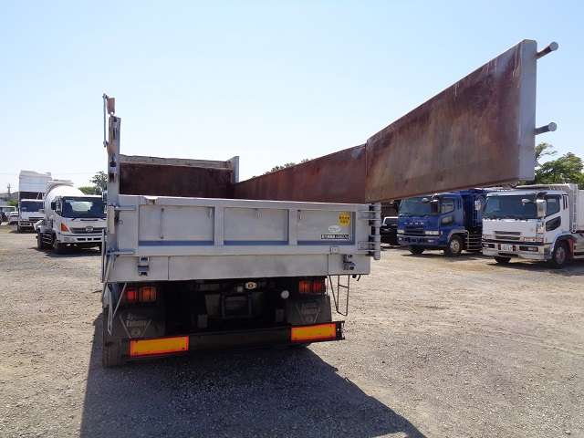 Mitsubishi Fuso Fighter 10