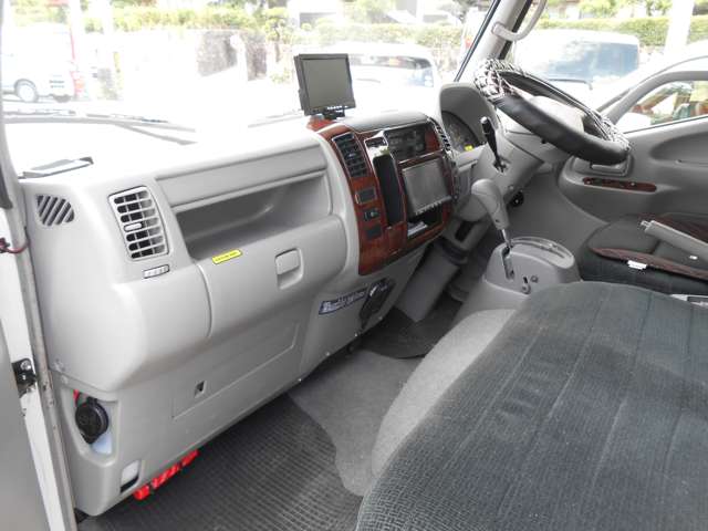 Toyota Camroad 11