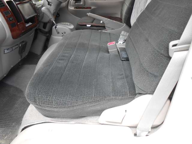 Toyota Camroad 12