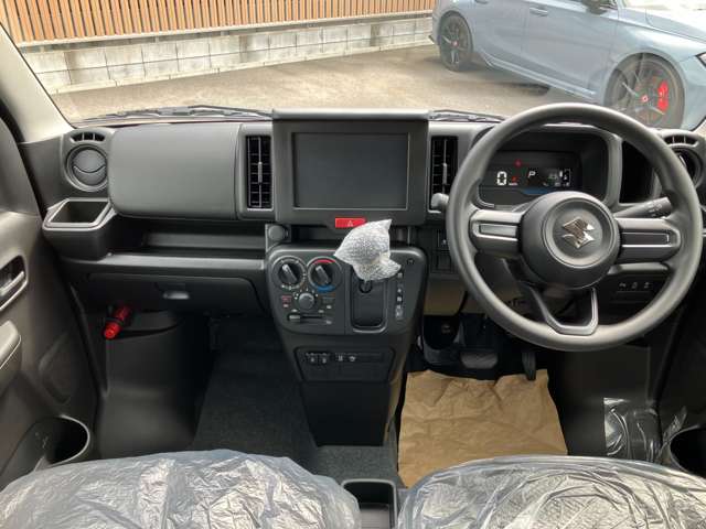 Suzuki Every 8