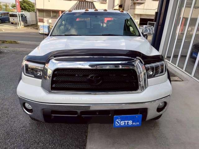 Toyota Tundra 8