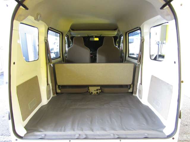 Nissan NV100 Clipper 8