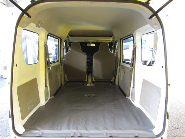 Nissan NV100 Clipper 9