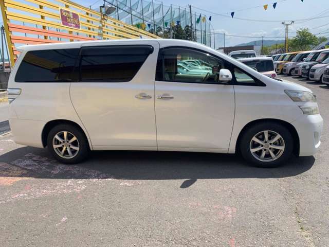 Toyota Vellfire 7