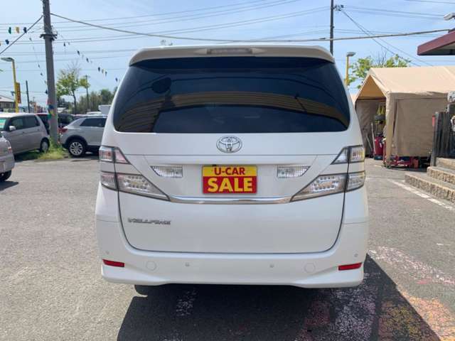 Toyota Vellfire 8