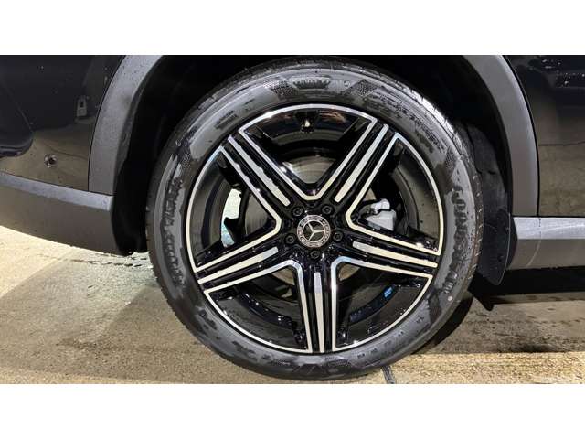 Mercedes-Benz GLC 9