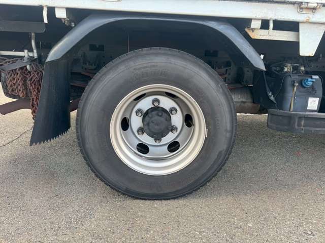 Mitsubishi Fuso Canter 12