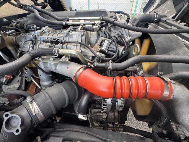 Mitsubishi Fuso Canter 8
