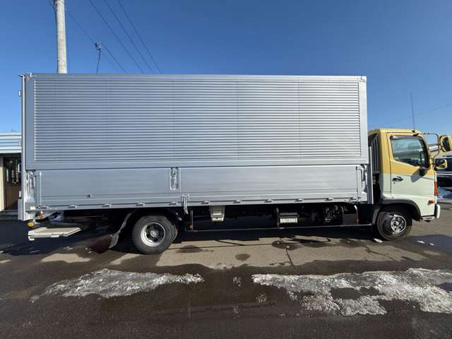 Hino Ranger 9