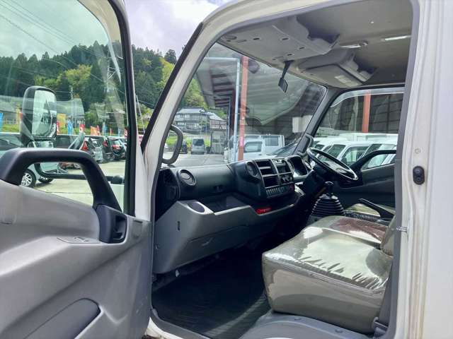 Hino Dutro 10