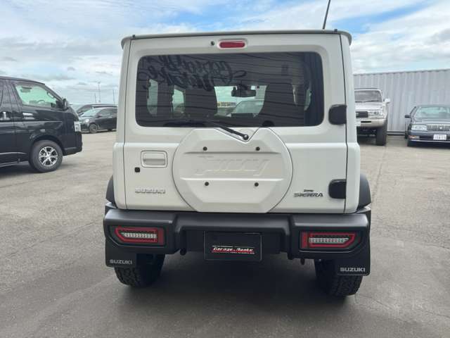 Suzuki Jimny Sierra 10