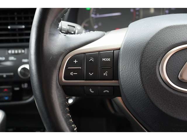 Lexus RX 5