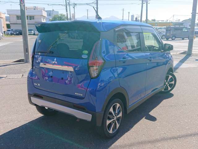 Mitsubishi eK X 4