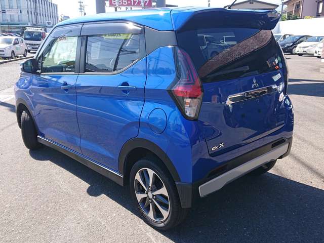 Mitsubishi eK X 6