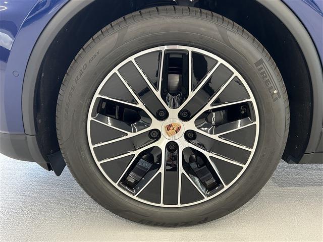 Porsche Macan 9