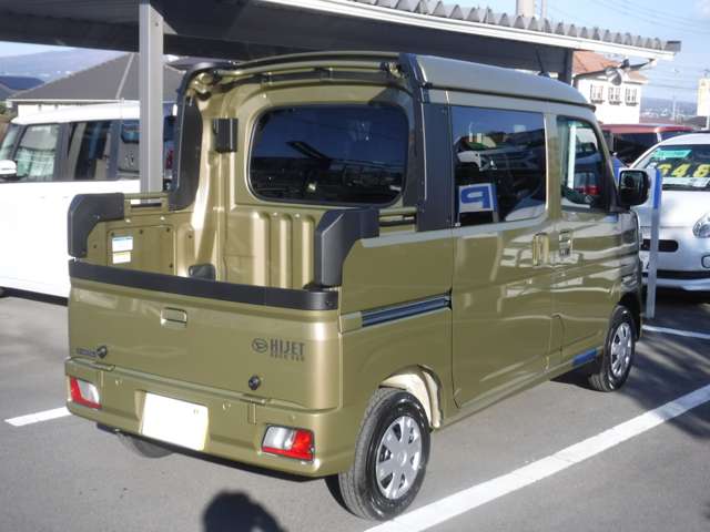 Daihatsu Hijet Deck Van 7