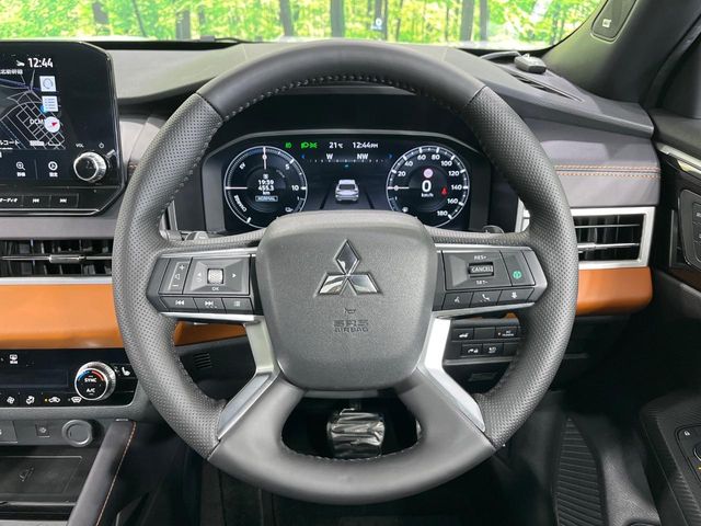 Mitsubishi Outlander 12