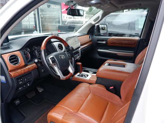 Toyota Tundra 3