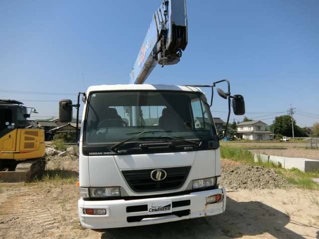Nissan Condor 2