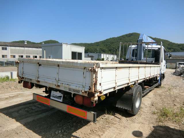 Nissan Condor 3