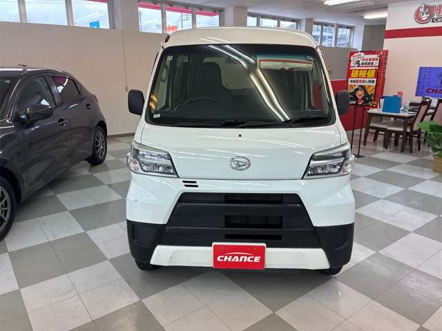 Daihatsu Hijet Cargo 5