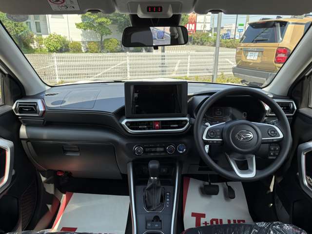 Daihatsu Rocky 5