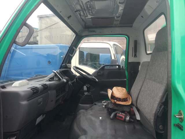 Isuzu Elf 12