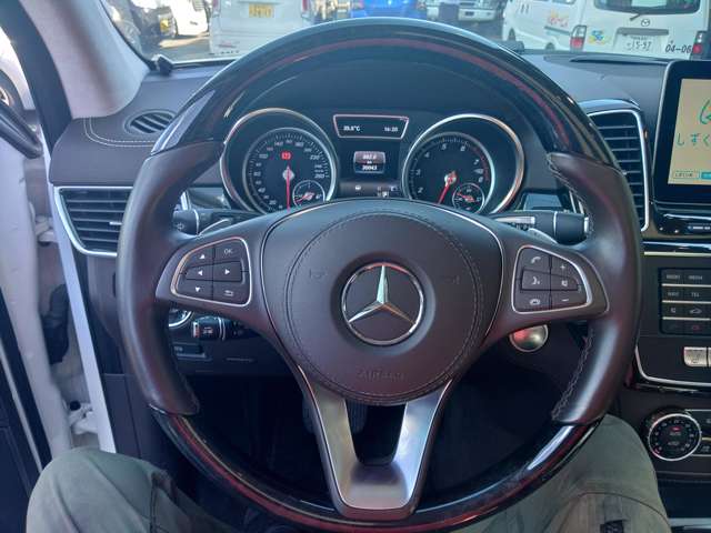 Mercedes-Benz GLS 11