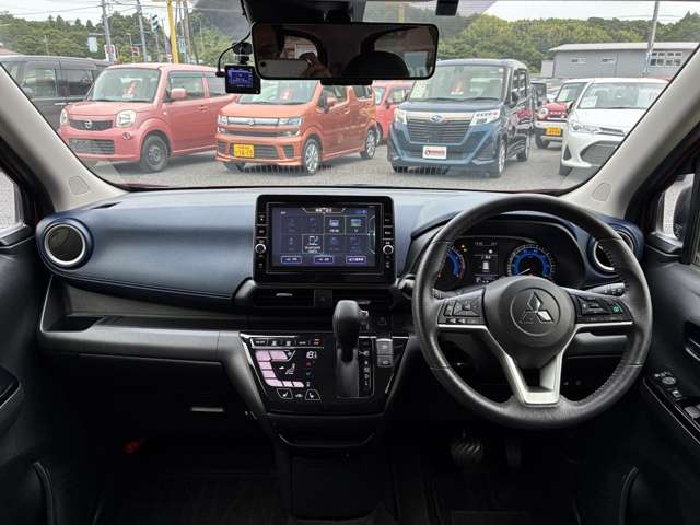 Mitsubishi eK X 4
