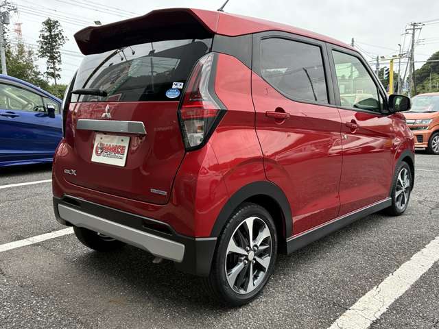 Mitsubishi eK X 9