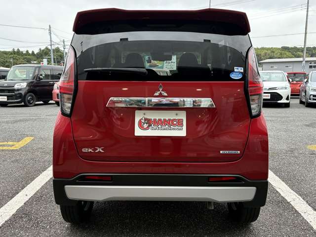 Mitsubishi eK X 10