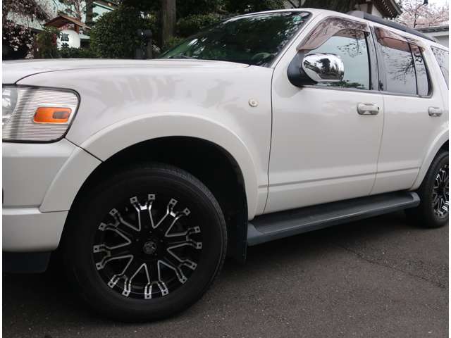 Ford Explorer 9