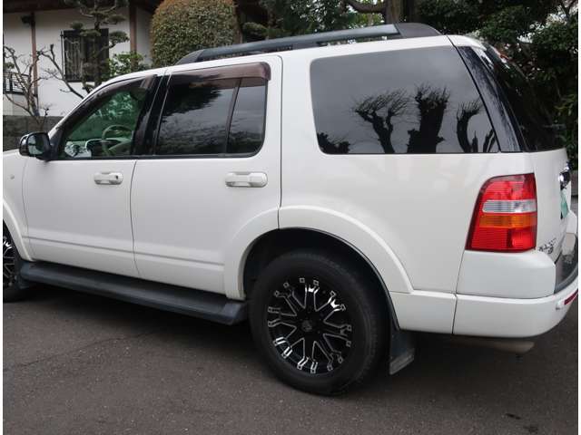 Ford Explorer 10