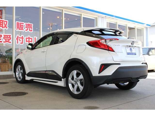 Toyota C-HR 11